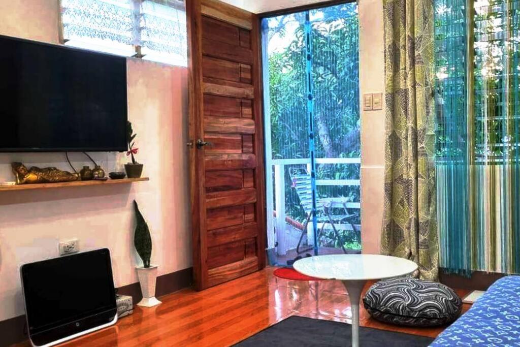 Cozy Tinyhouse Near Sm City Daet Eksteriør bilde